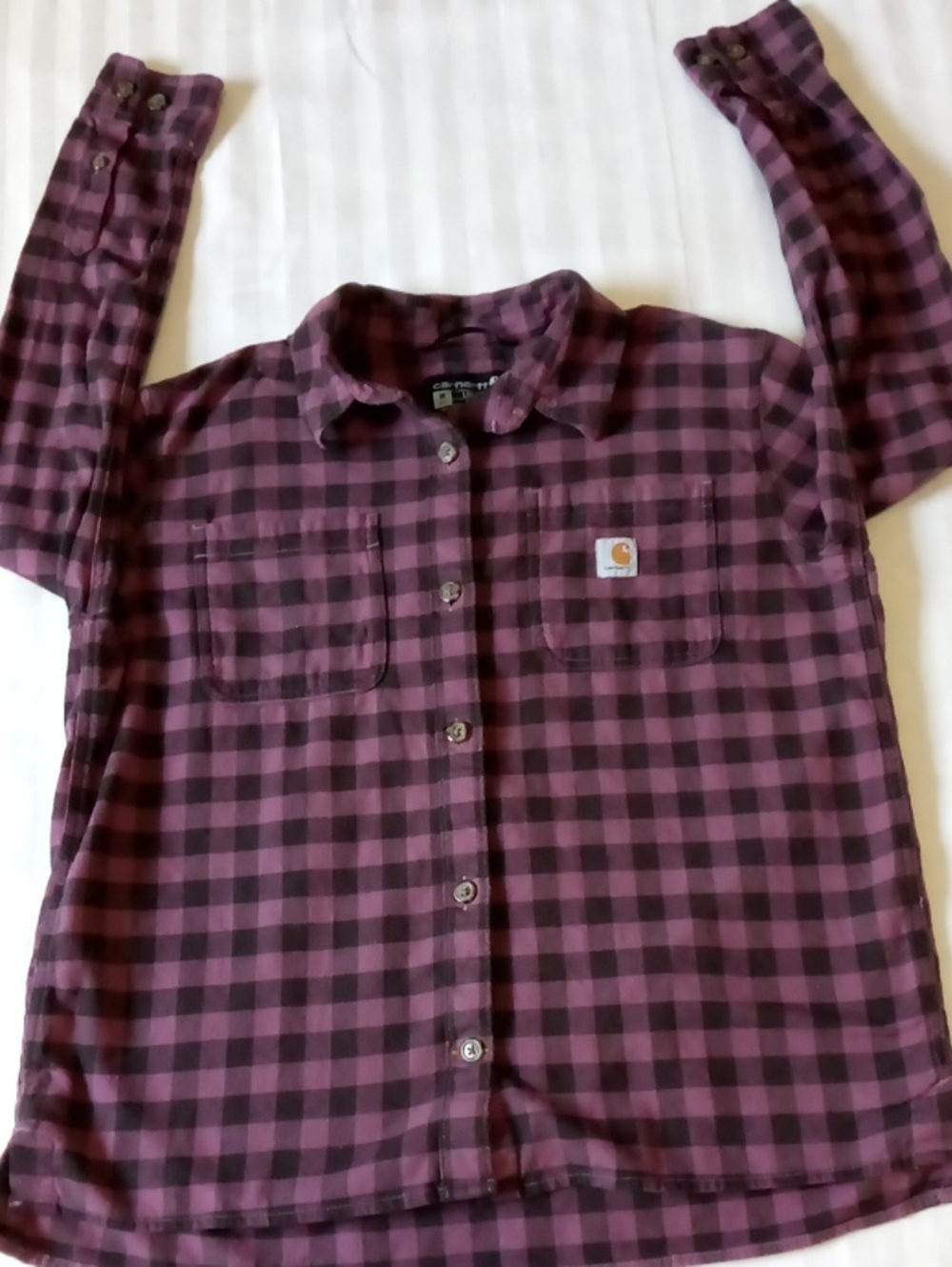 Carhartt Plum and Black Plaid Button-Front Shirt Size (M 8-10)
